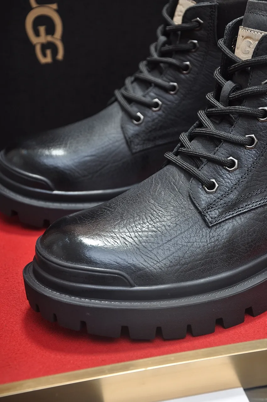 Men's shoes 💰640💶 [UGG] (full wool lining) top-end high-quality fur-in-one warm snow boots from Australia's warm luxury brand men's shoes, UGG-5877 official website synchronized, made of imported cowhide, carefully sewn...Imported rubber foam outsole (comfortable, soft, wear-resistant) The quality is really great...Exquisite workmanship, you can't put it down at first sight, available in sizes 39-44